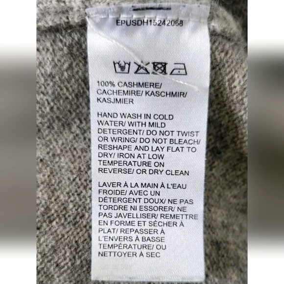 Saks Fifth Avenue Women's Gray 100% Cashmere Flare Sleeve Turtleneck Sweater! XS - Picture 6 of 6